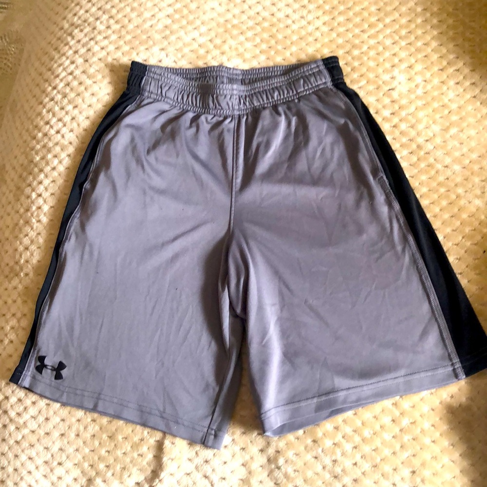 COPY - Boys Youth Medium Basketball shorts